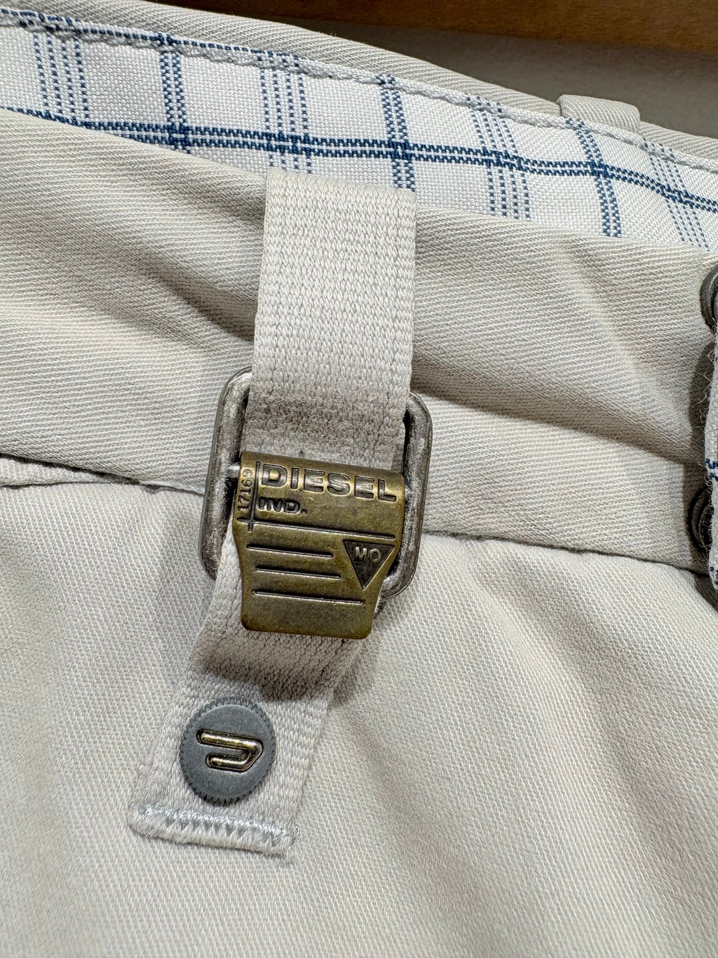 Bermuda beige Diesel