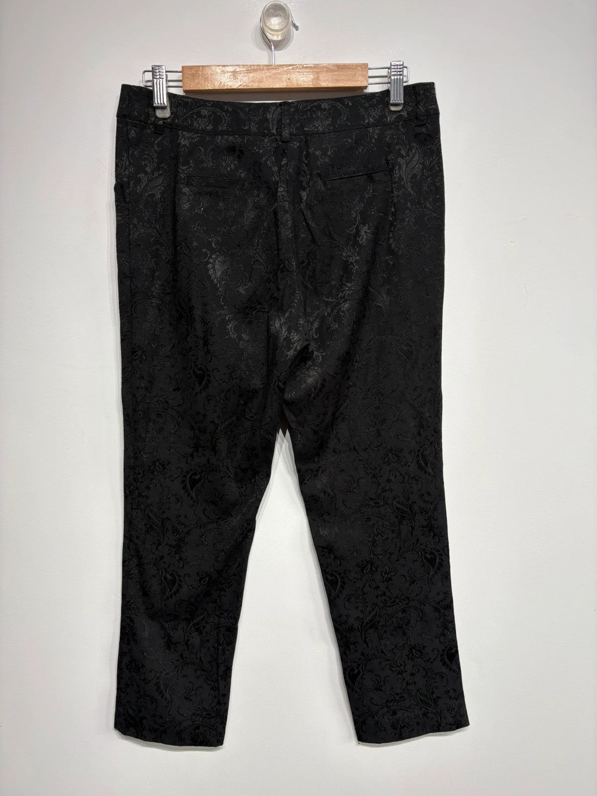 Pantalón elegante bordados