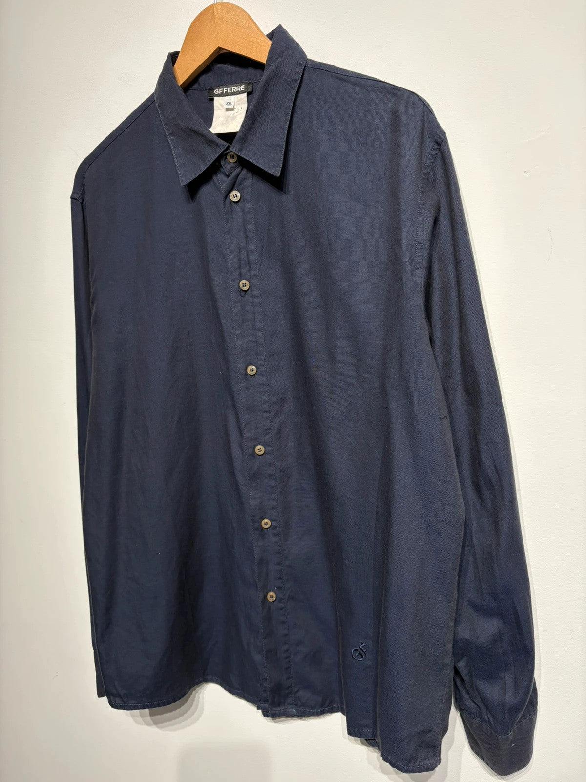 Camisa azul marino de hombre