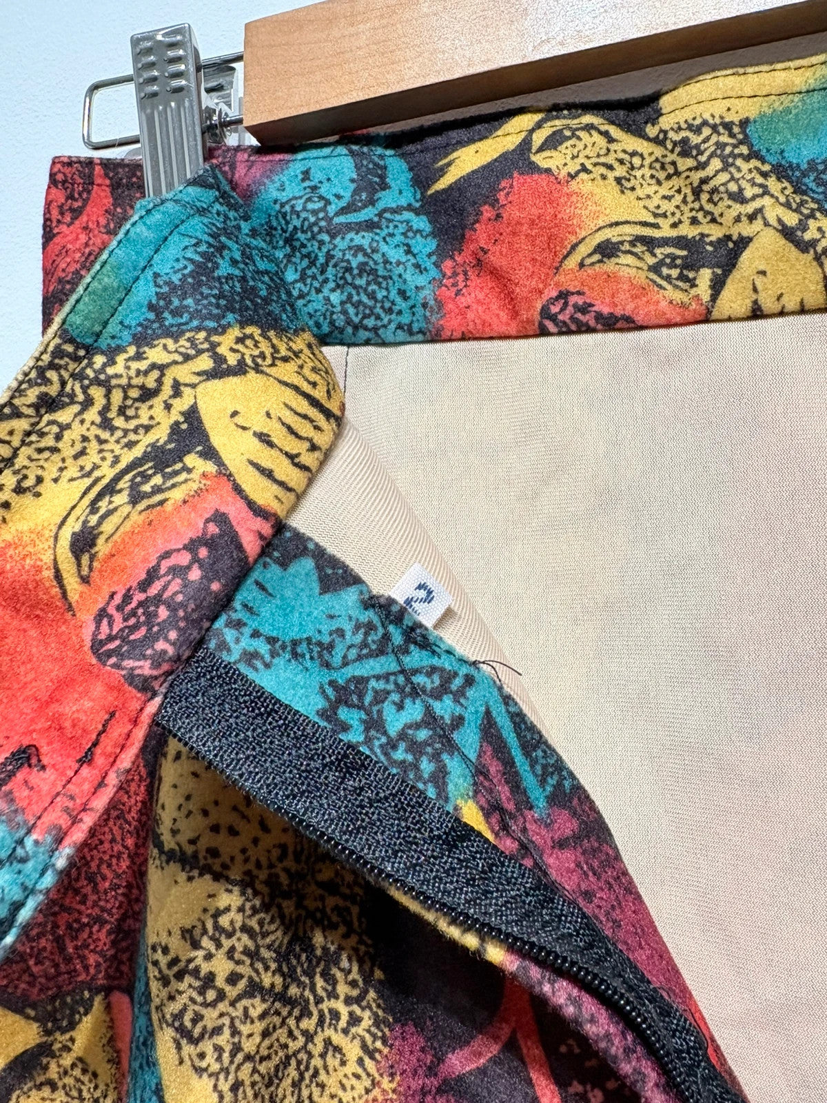 Falda estampada de pinza colores vivos