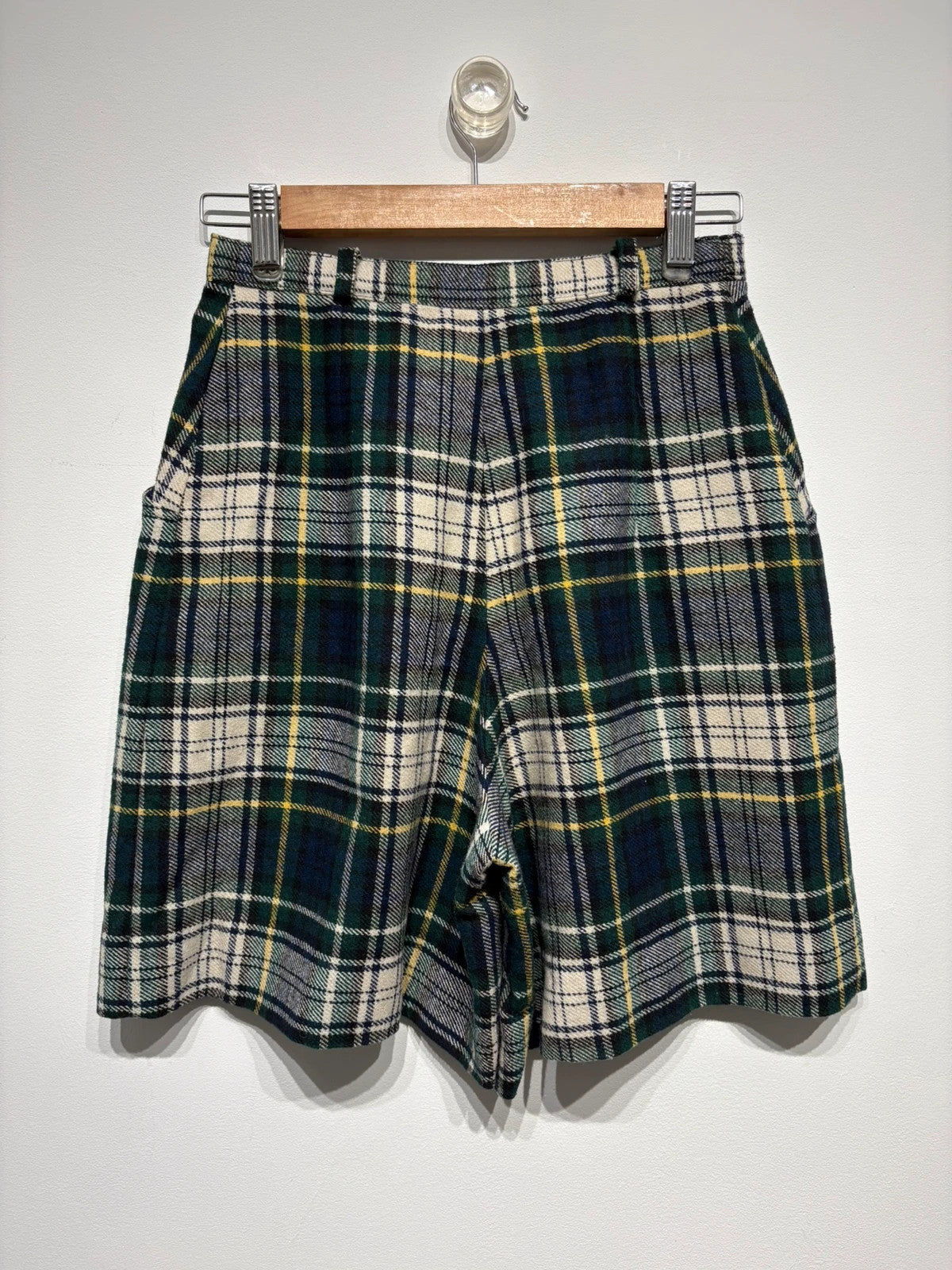 Bermuda cuadros de lana vintage con pinzas