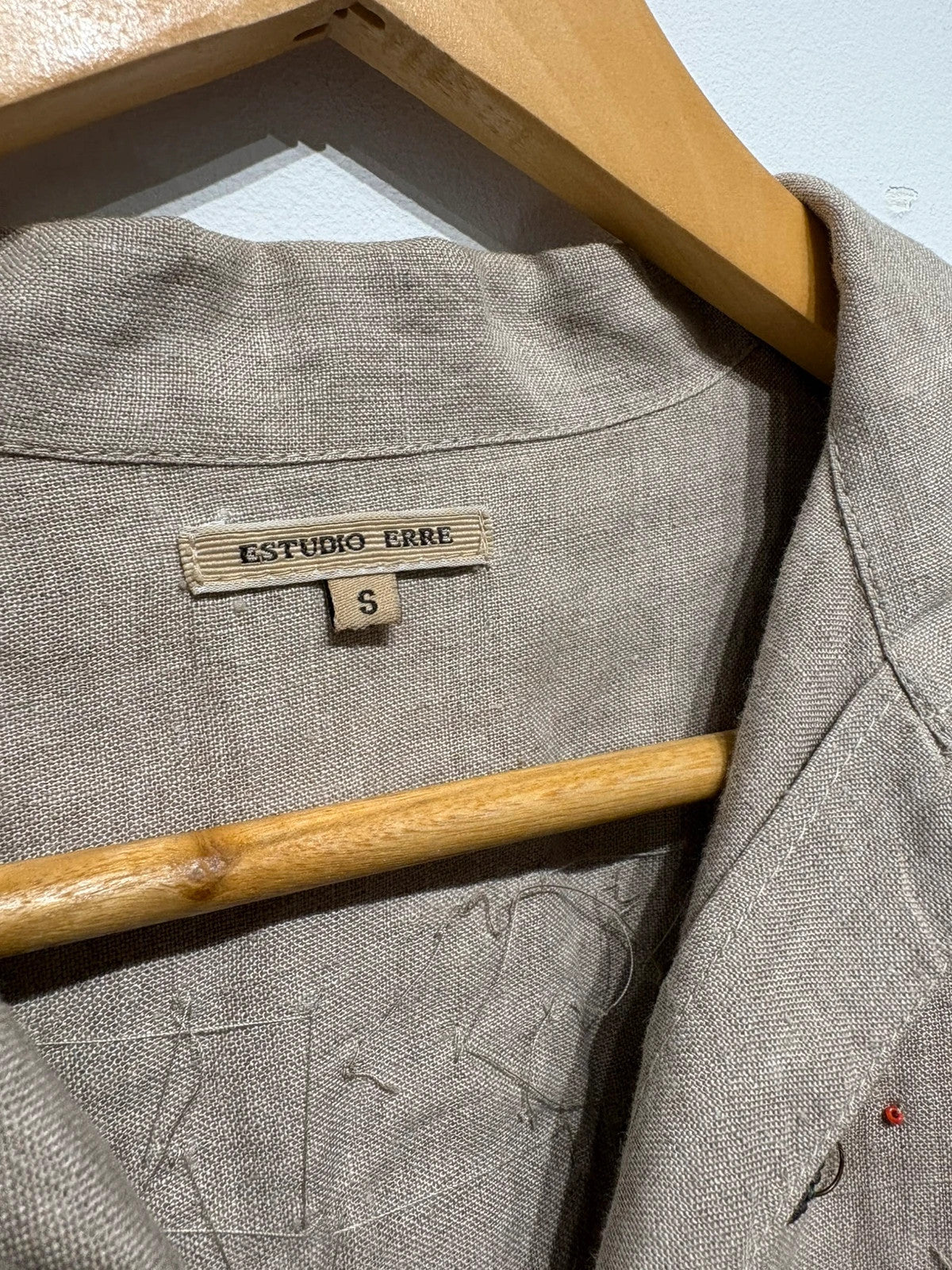 Chaqueta primaveral beige 100% lino