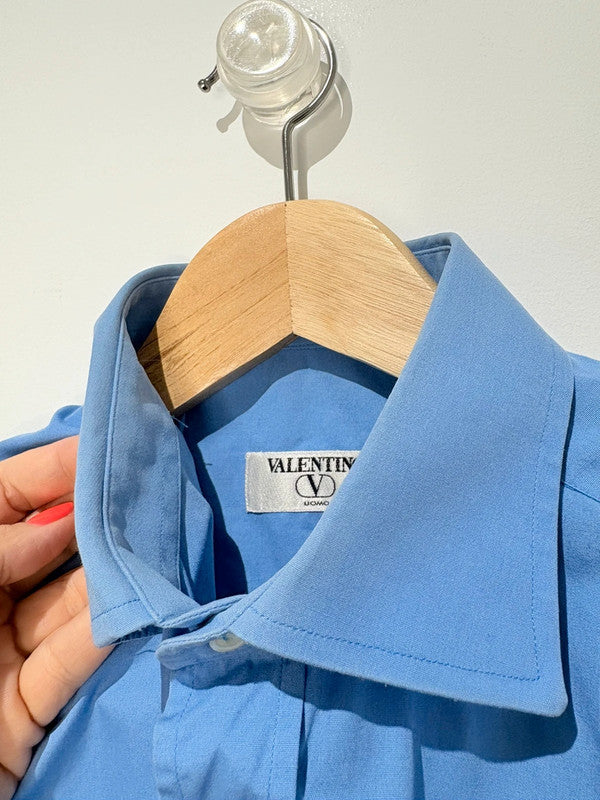 Camisa azul lisa de Valentino
