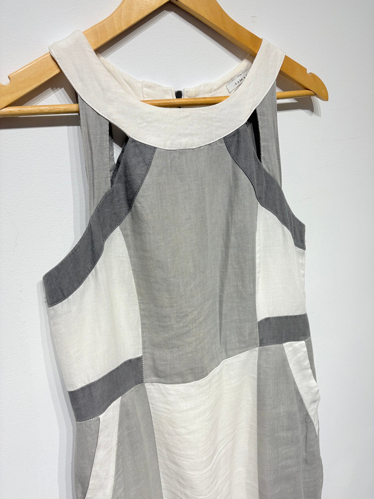 Vestido estilo geométrico tonos claros