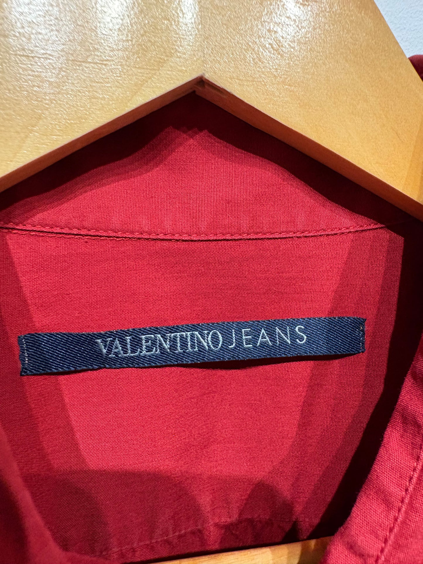 Camisa de hombre color rojo Valentino