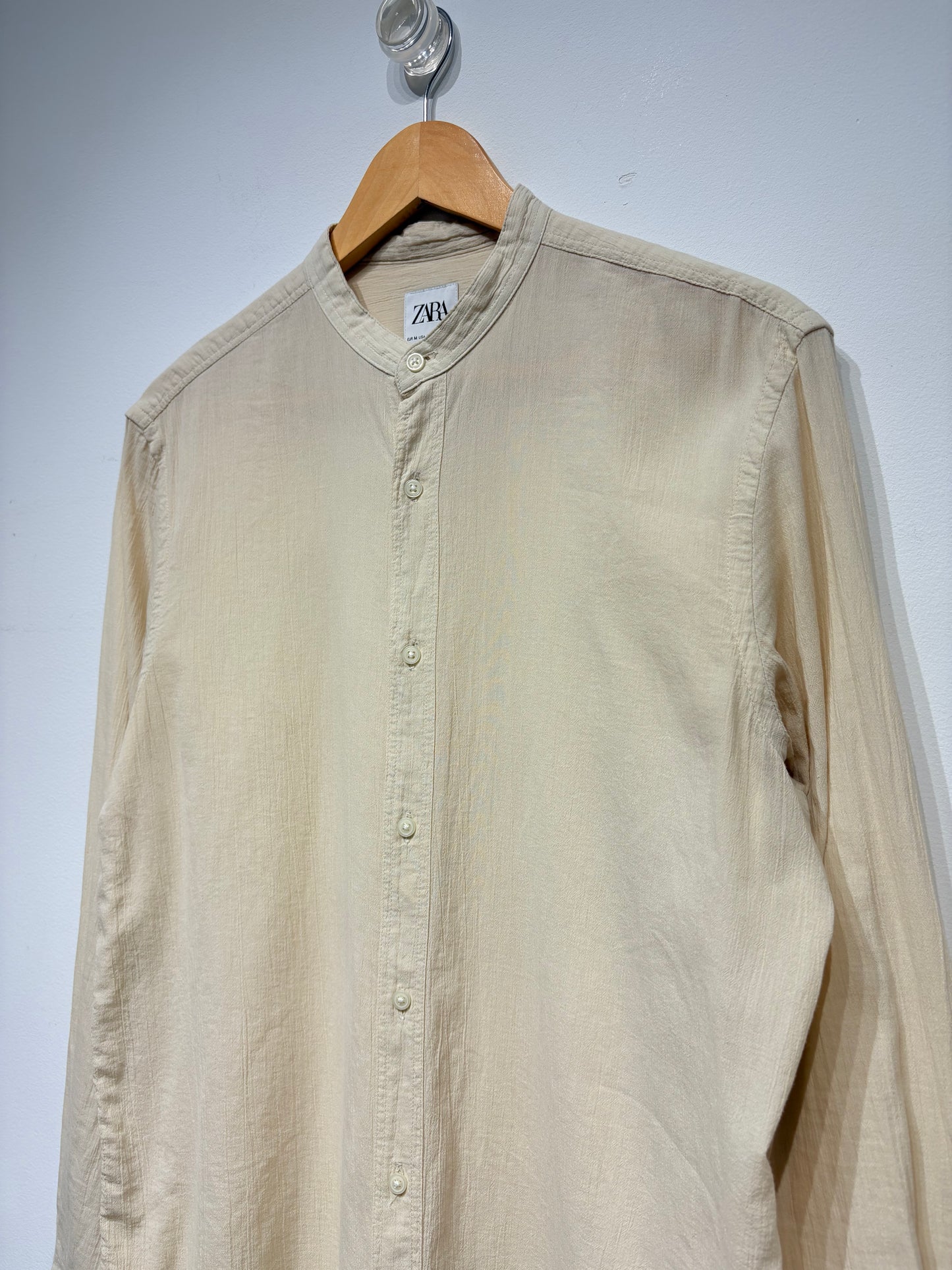 Camisa cuello mao de Zara