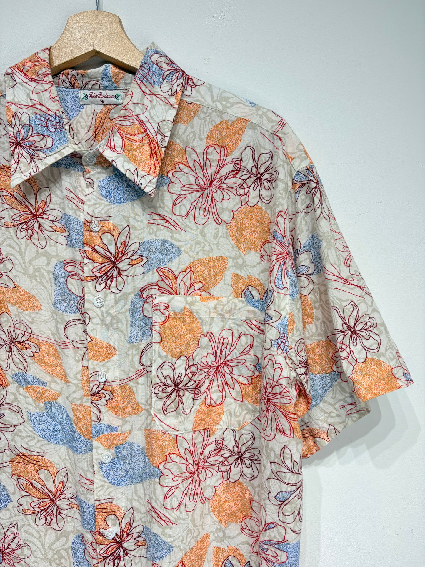 Camisa estampada tonos pastel 100% algodón