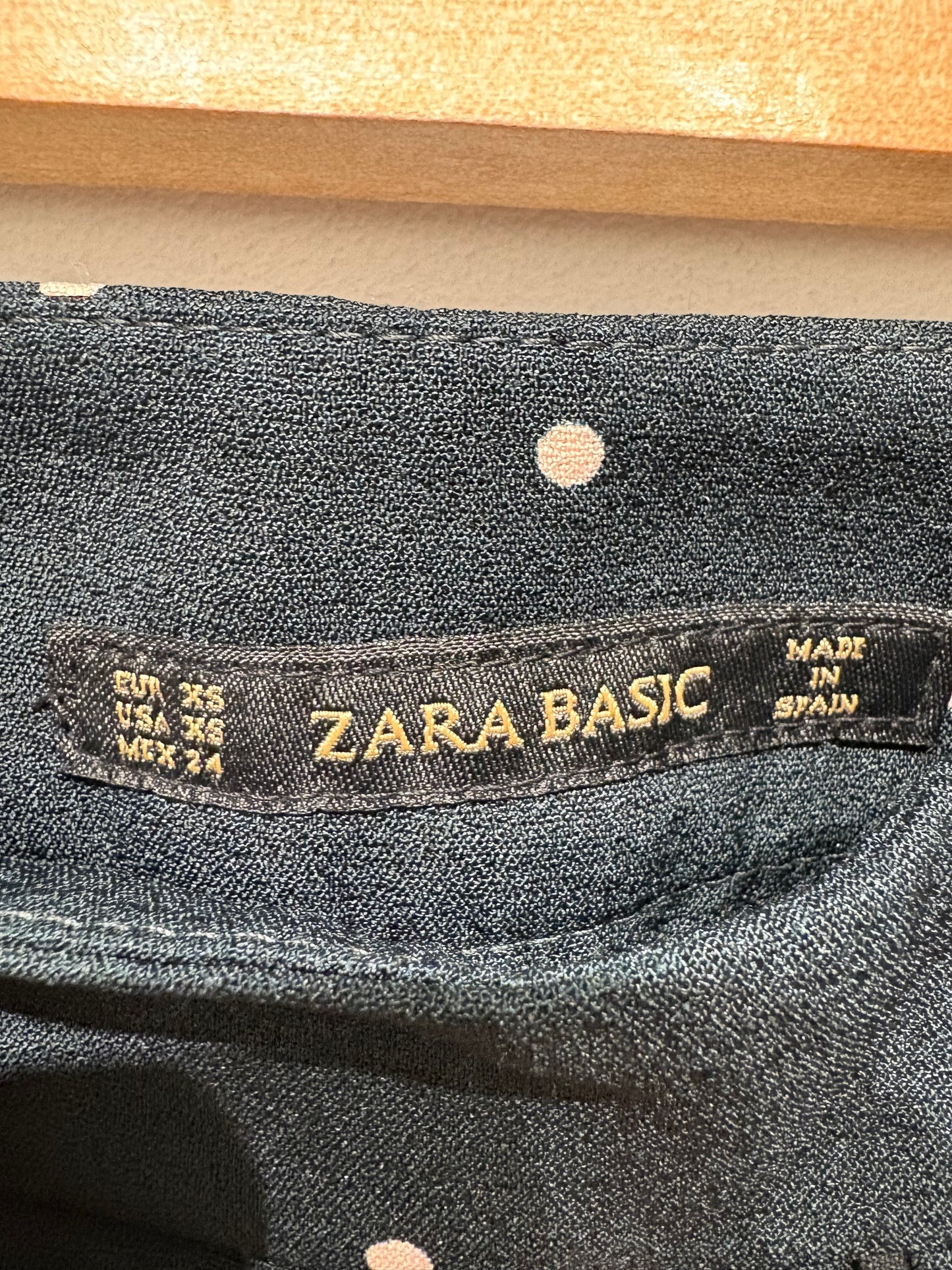 Short con cinturón de Zara