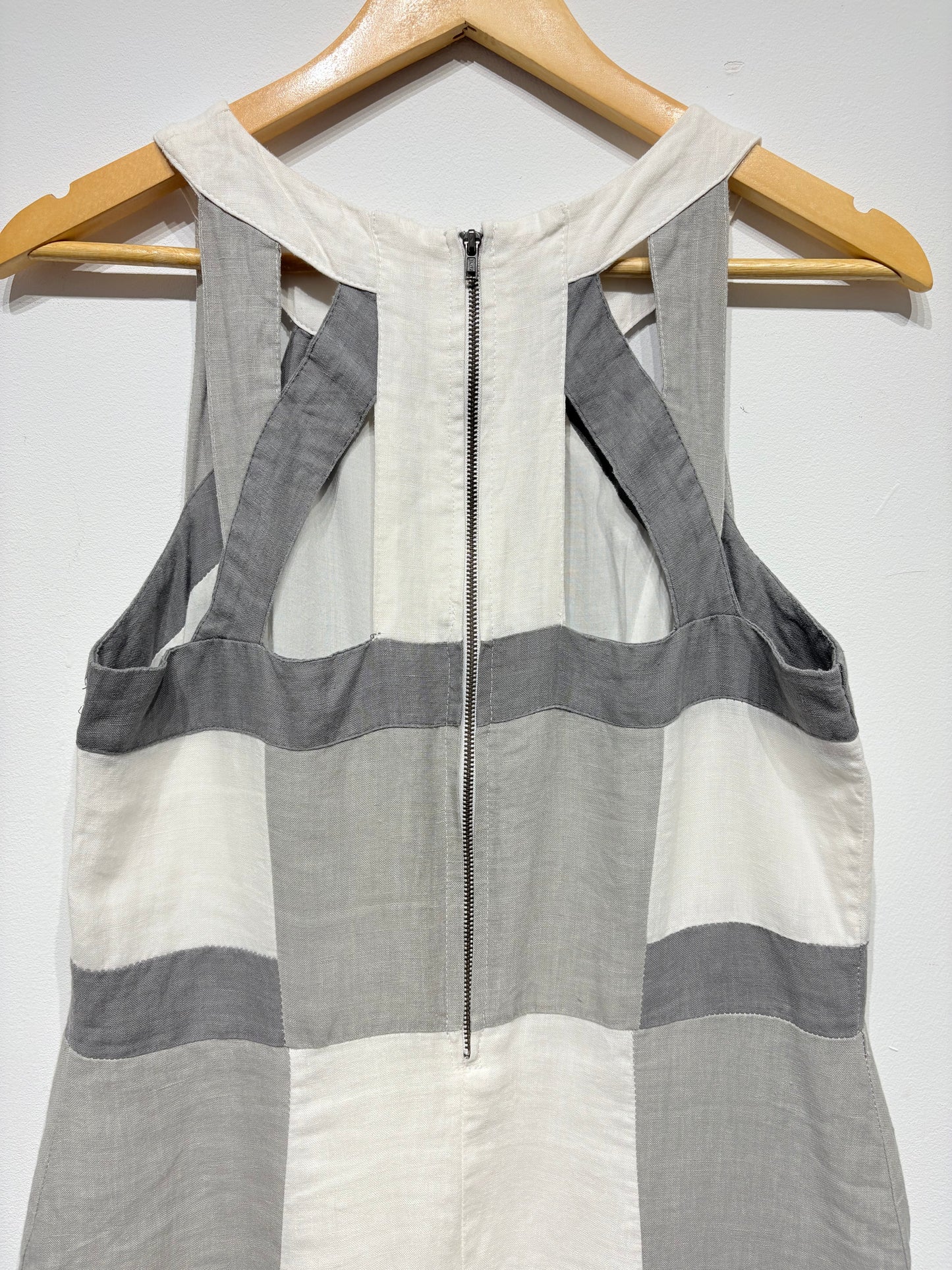 Vestido estilo geométrico tonos claros
