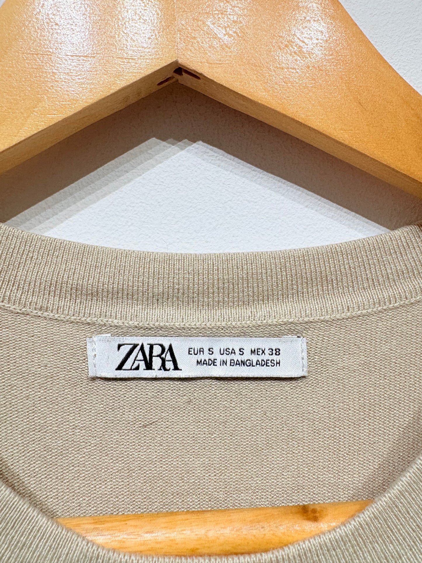 Camiseta de punto de Zara