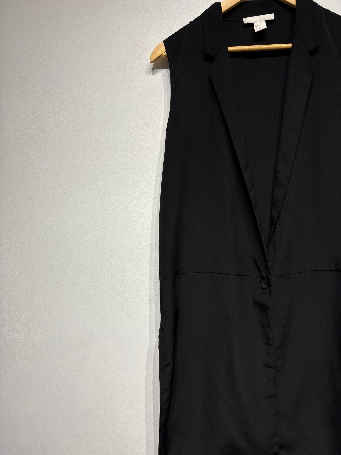 Chaleco largo tipo traje H&M