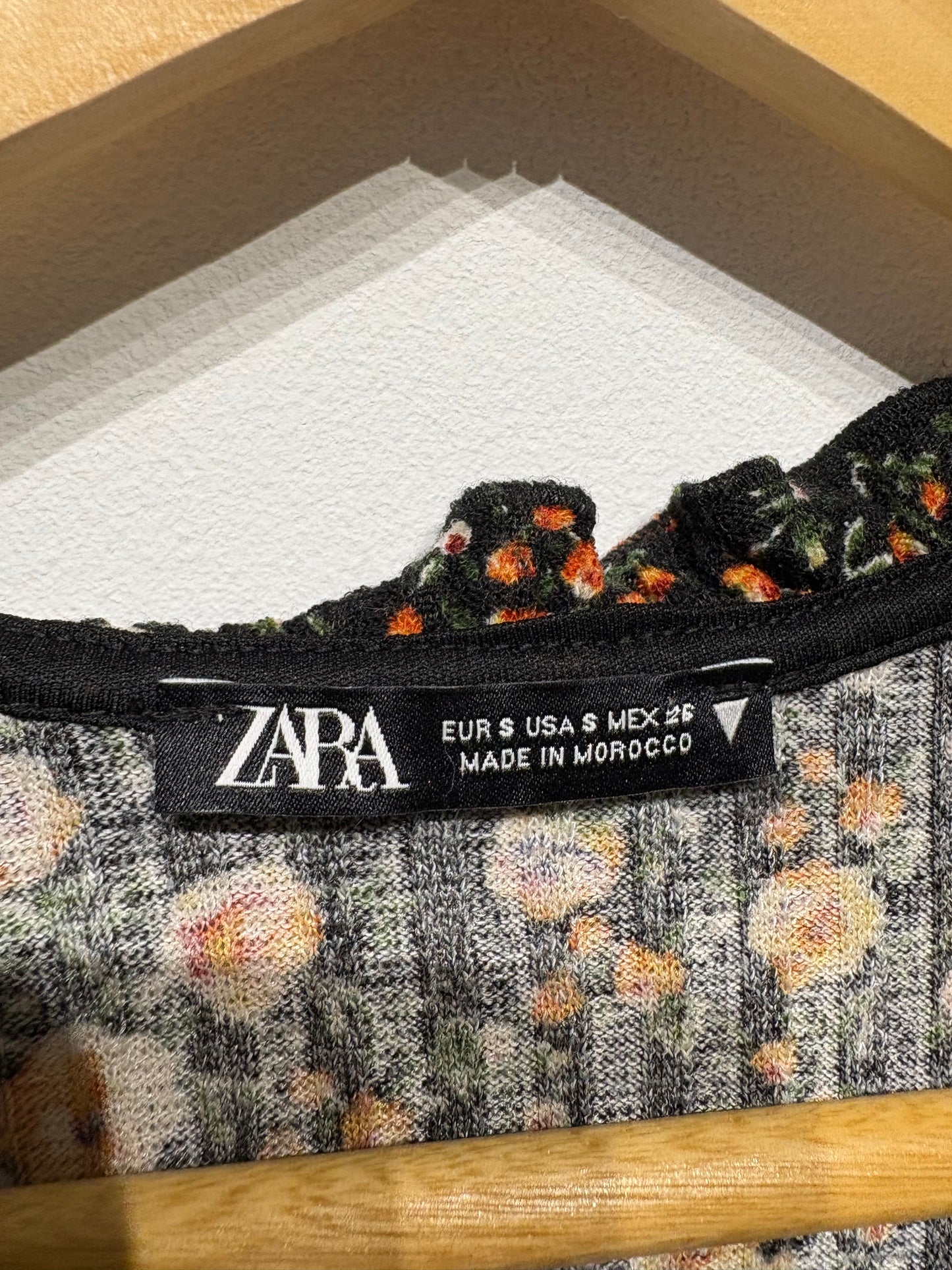 Vestido estampado de Zara