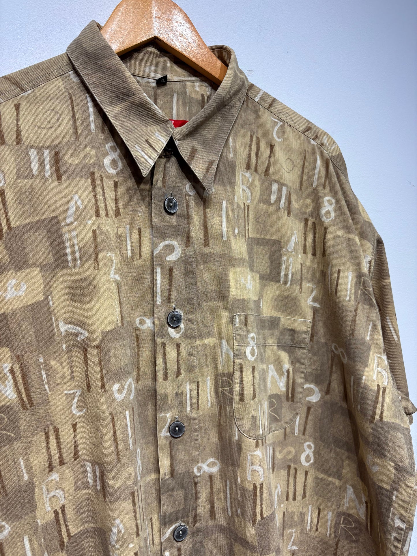 Camisa estampada tonos beige Signum