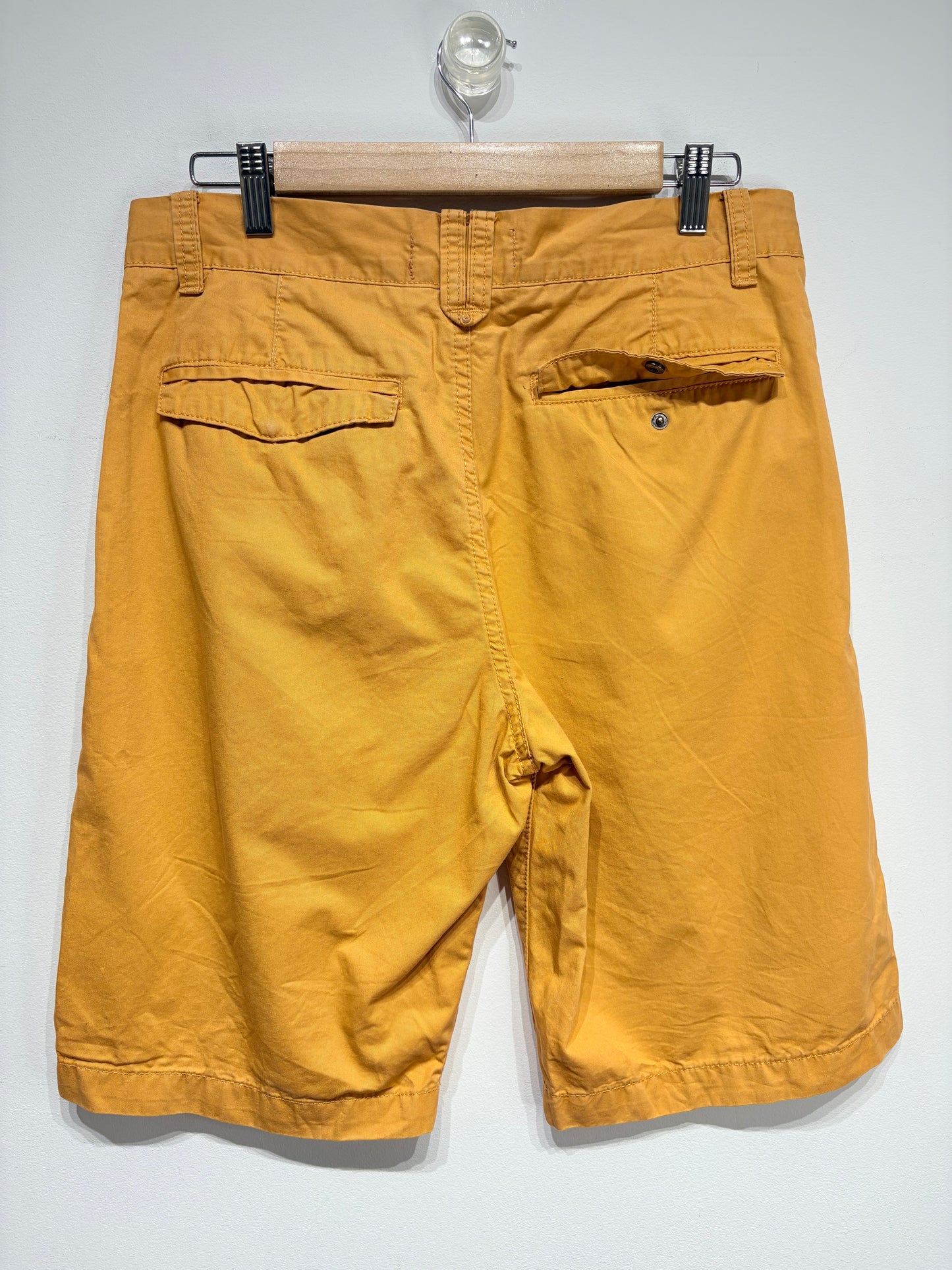 Bermuda estilo chino Chaps