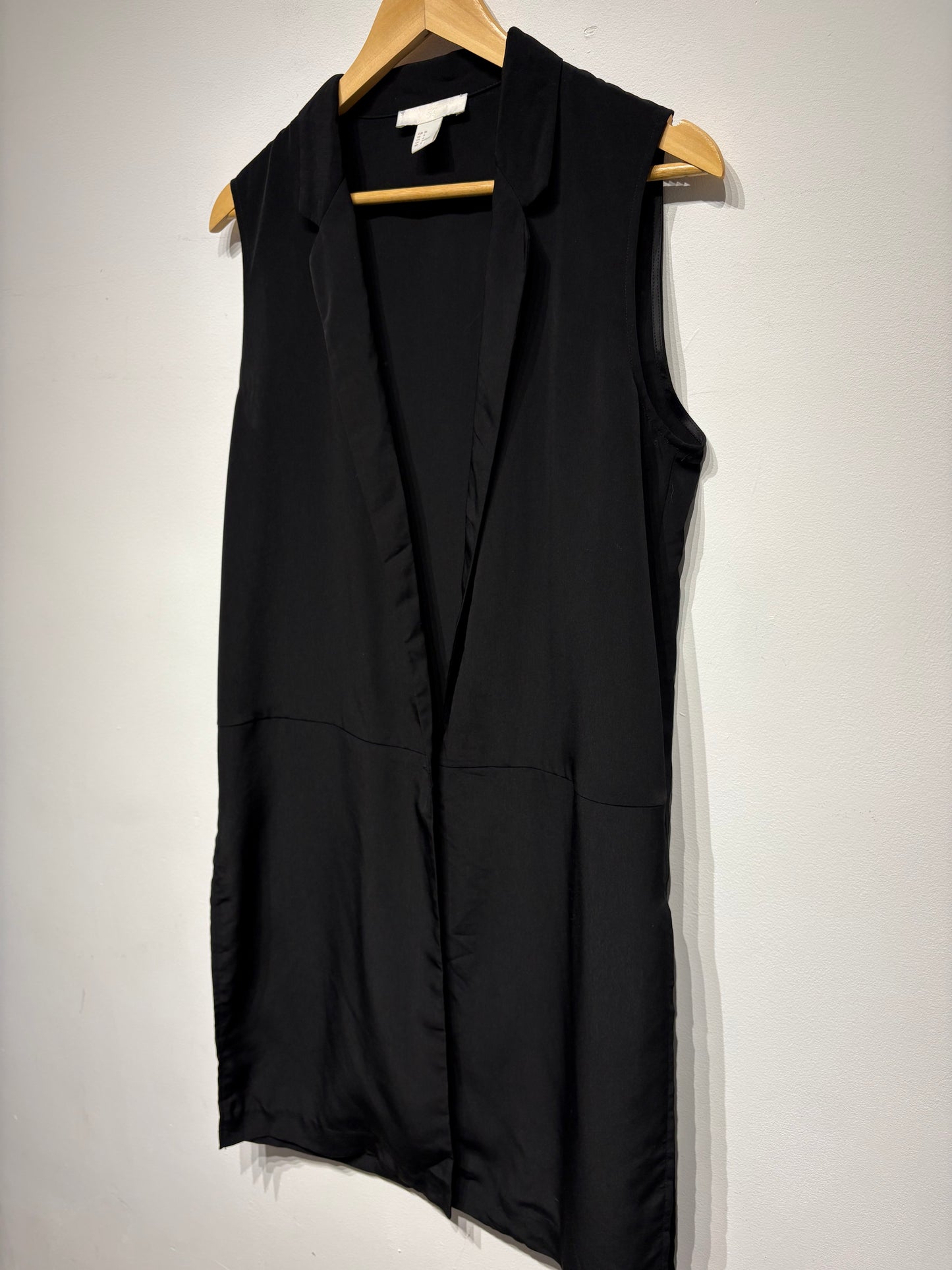 Chaleco largo tipo traje H&M