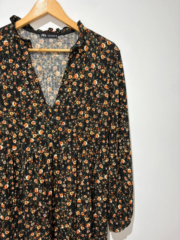 Vestido estampado de Zara