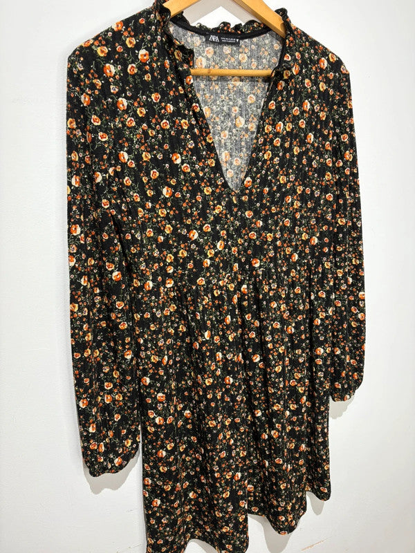Vestido estampado de Zara