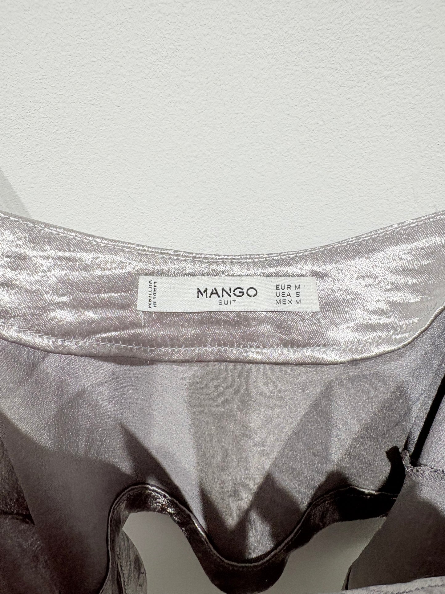 Blusa satinada de Mango