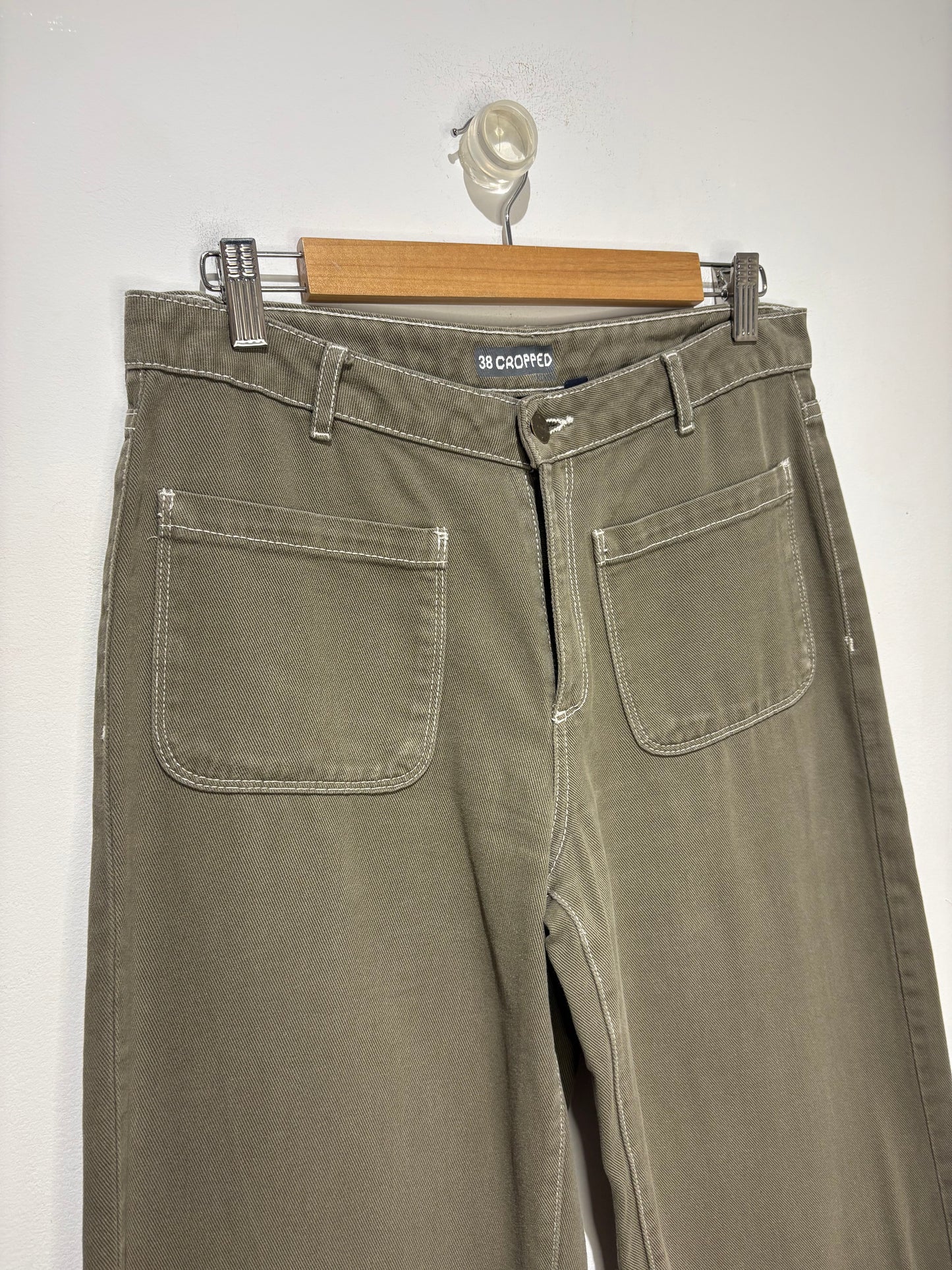 Pantalón cropped Kiabi