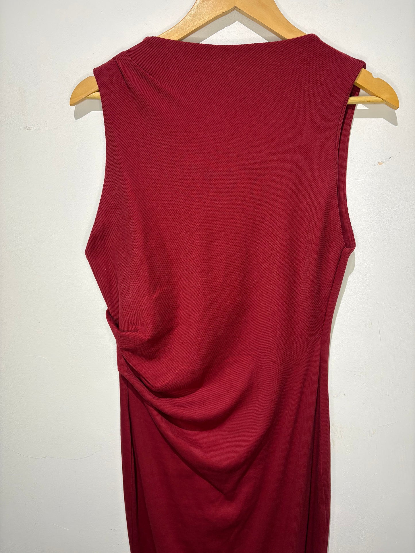 Vestido granate de Zara