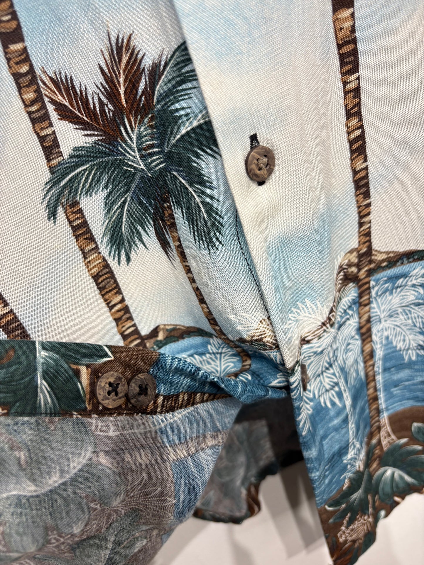 Camisa estampada tonos azules