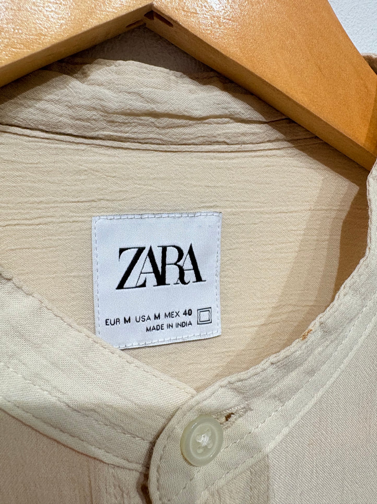 Camisa cuello mao de Zara