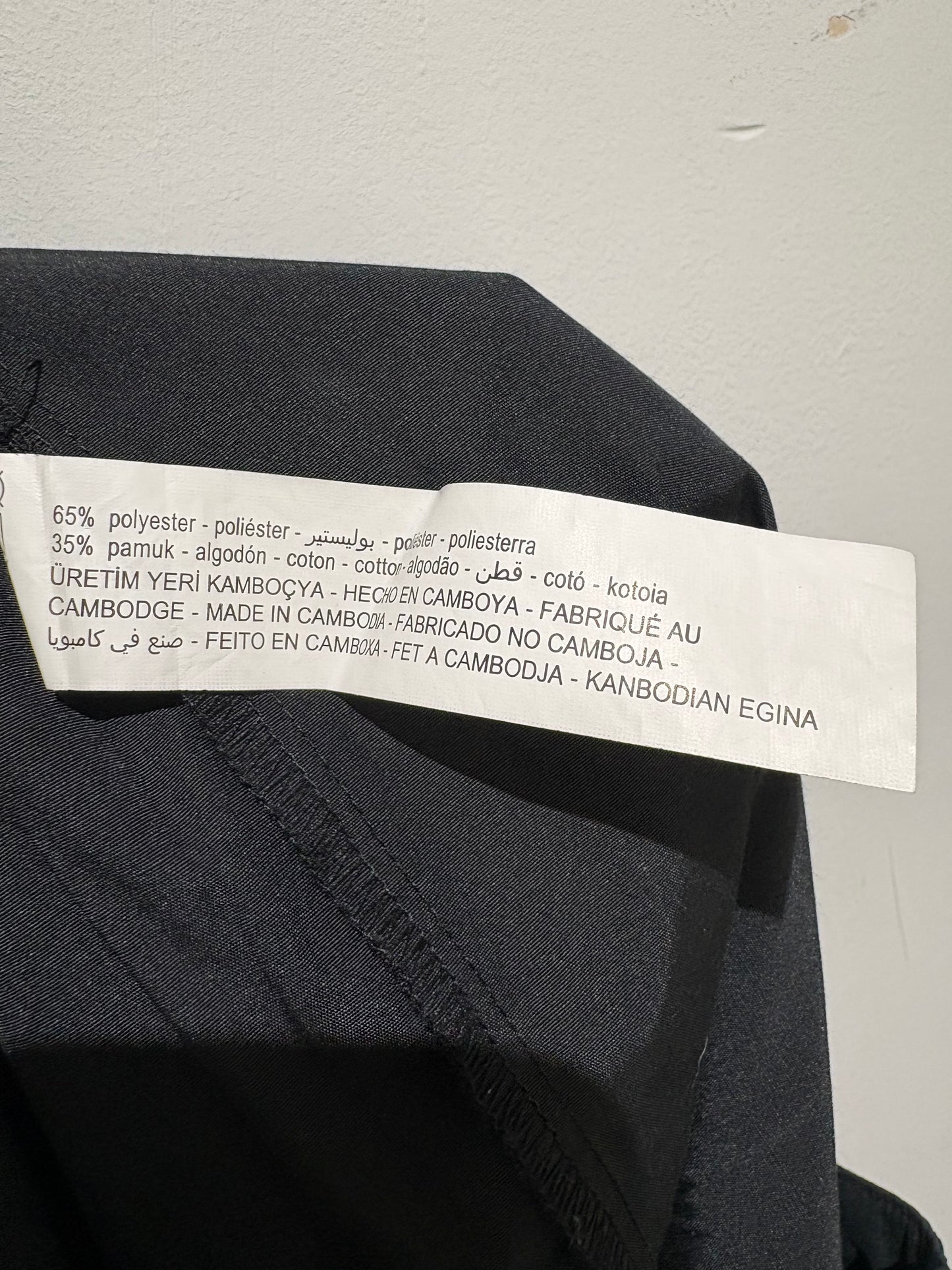 Pantalón estilo cargo fino