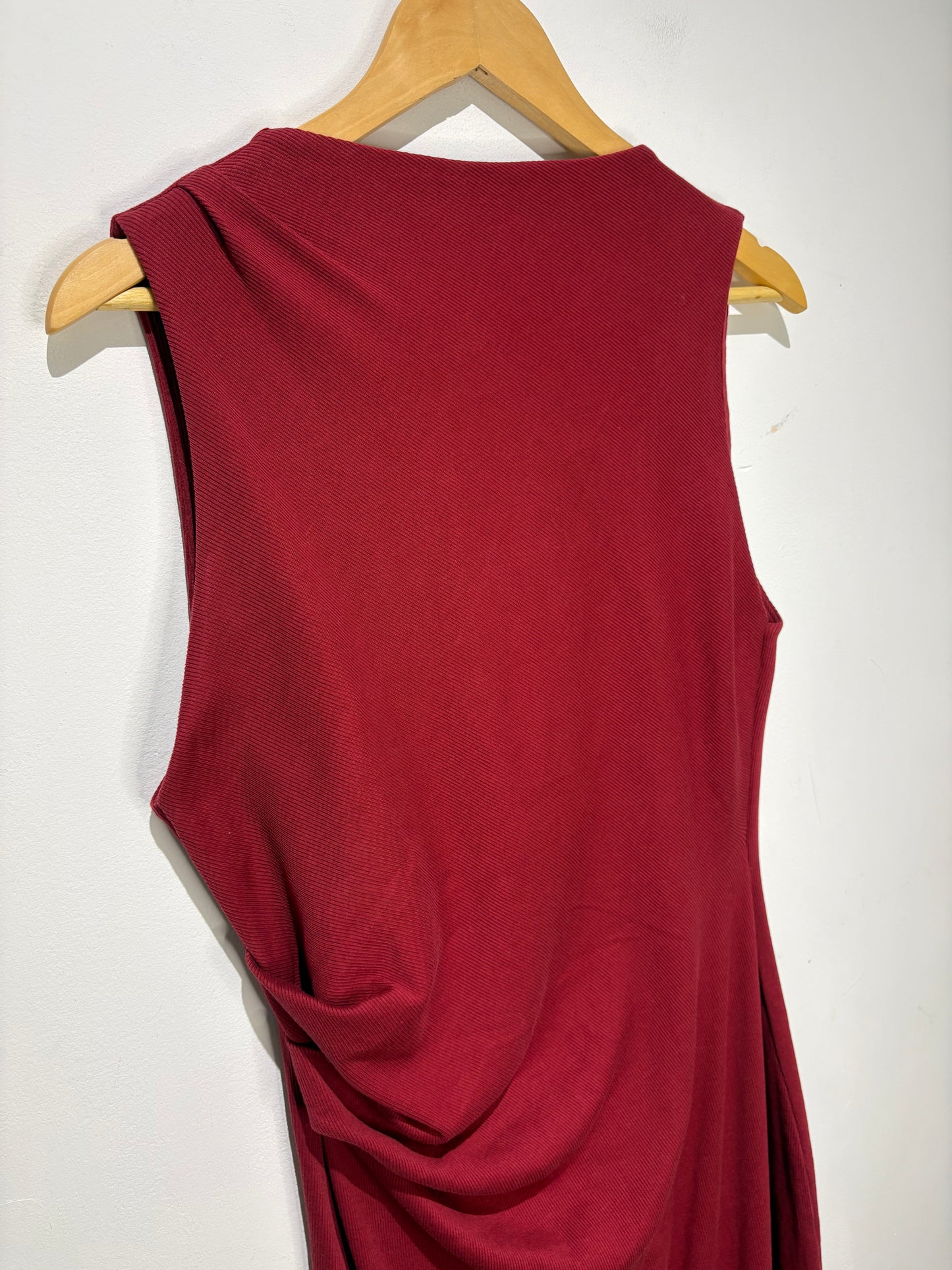 Vestido granate de Zara