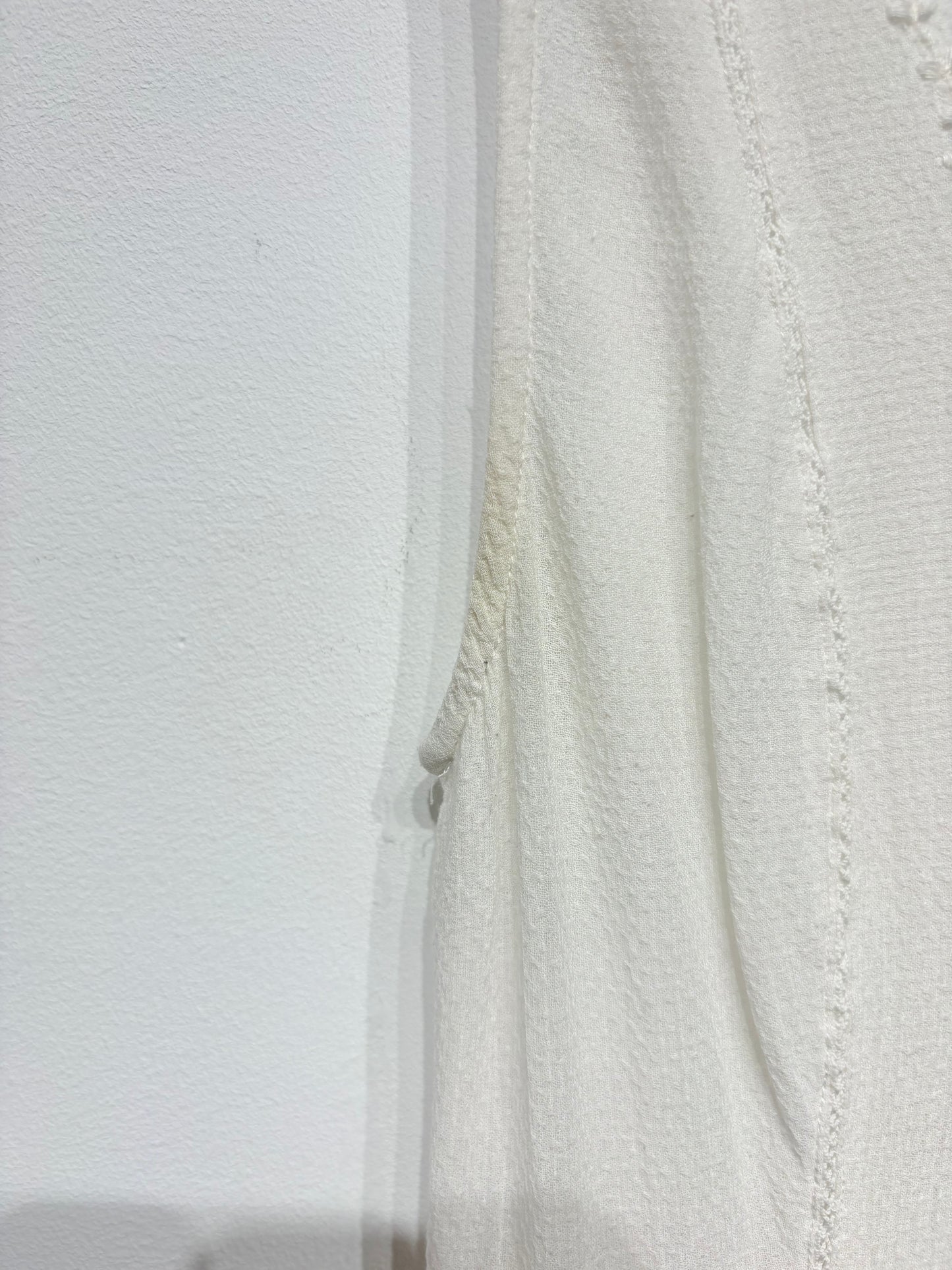 Vestido bordado de Mango