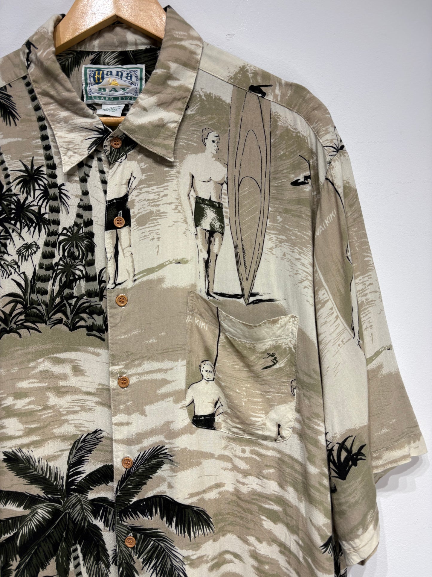 Camisa estampada tonos beige